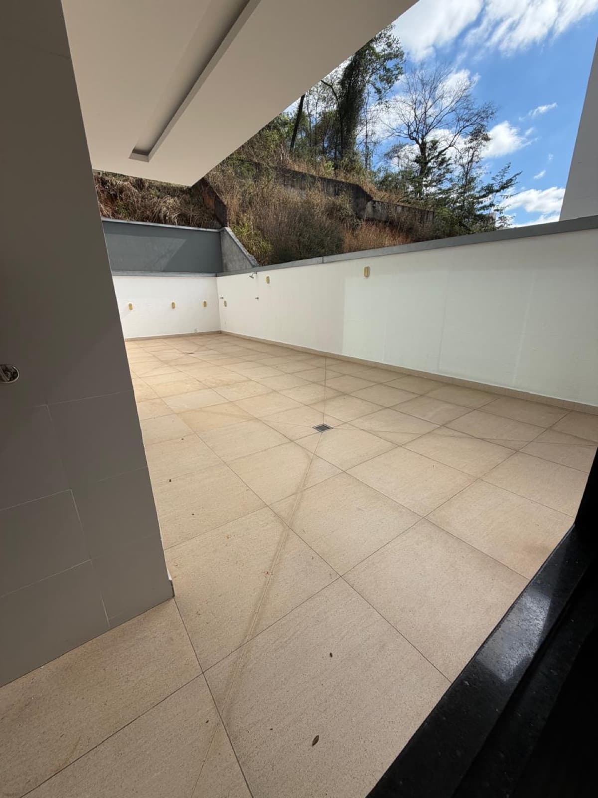 Apartamento 2 Quartos com Área Privativa no Horto